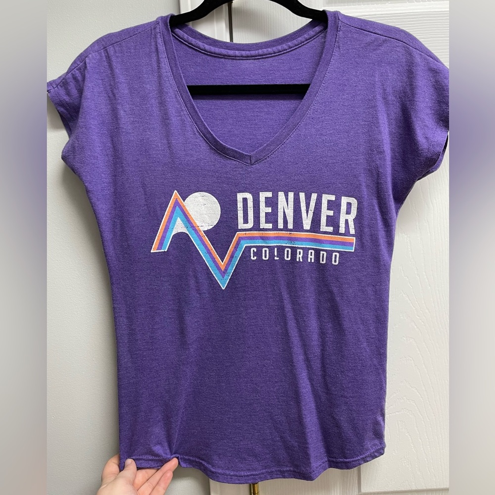 Womens Purple Denver Colorado V-neck T-shirt